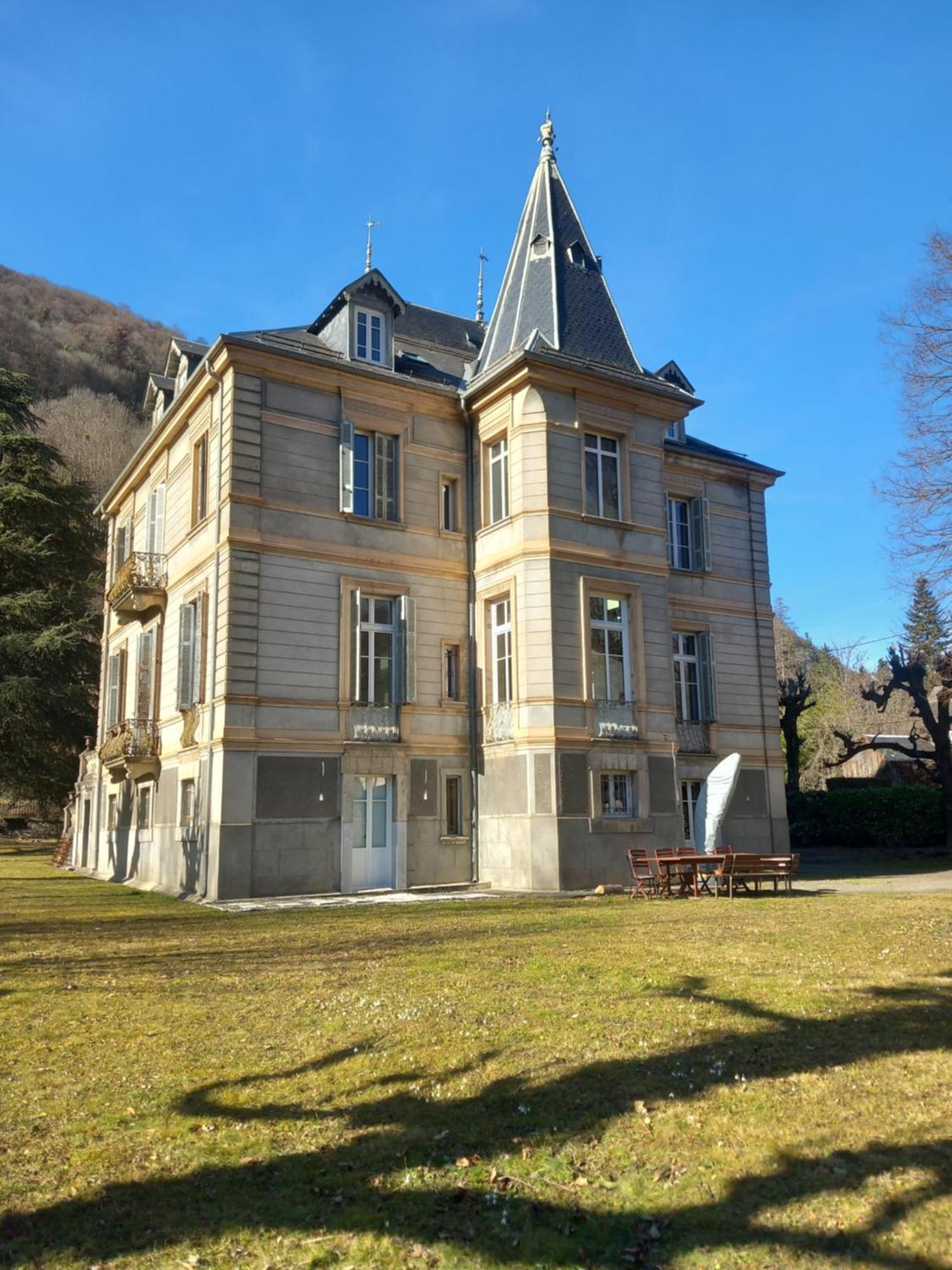 Villa Du Lys Bagnères-de-Luchon Екстериор снимка